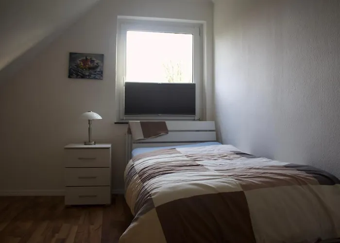 Doppelhaushaelfte Fuer Monteure Und Gruppen Hof Theensen Apartman